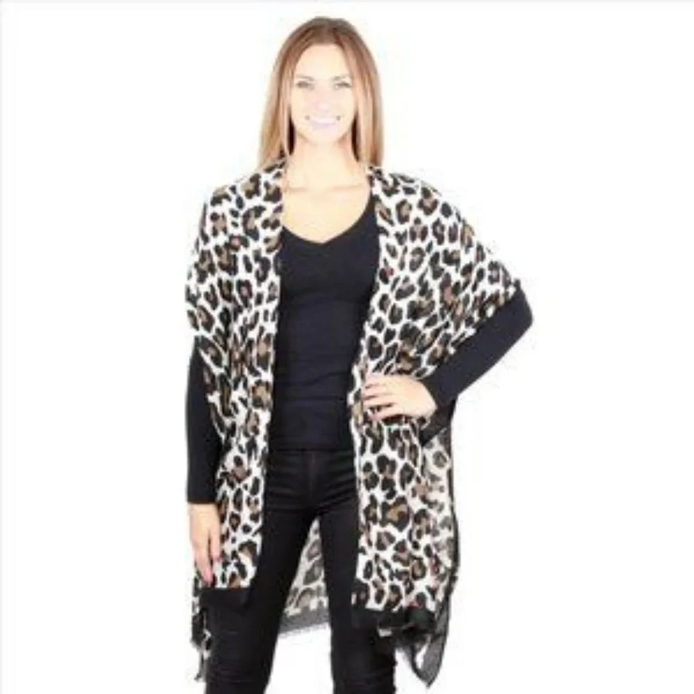 Cheetah Print Kimono - Picture 1 of 10